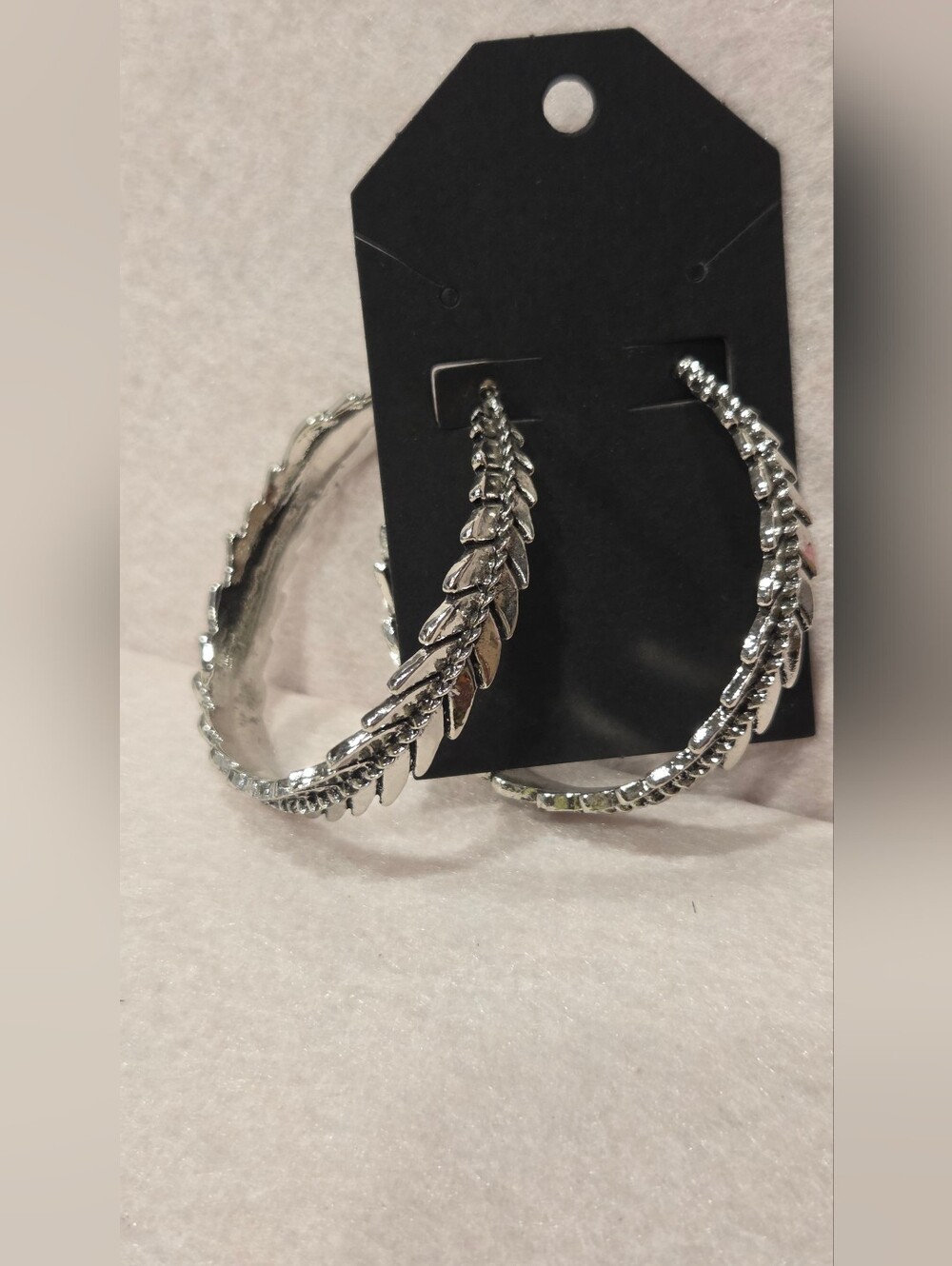 Silver-toned Leaf-Detail Hoop Earrings - Women Jewelry